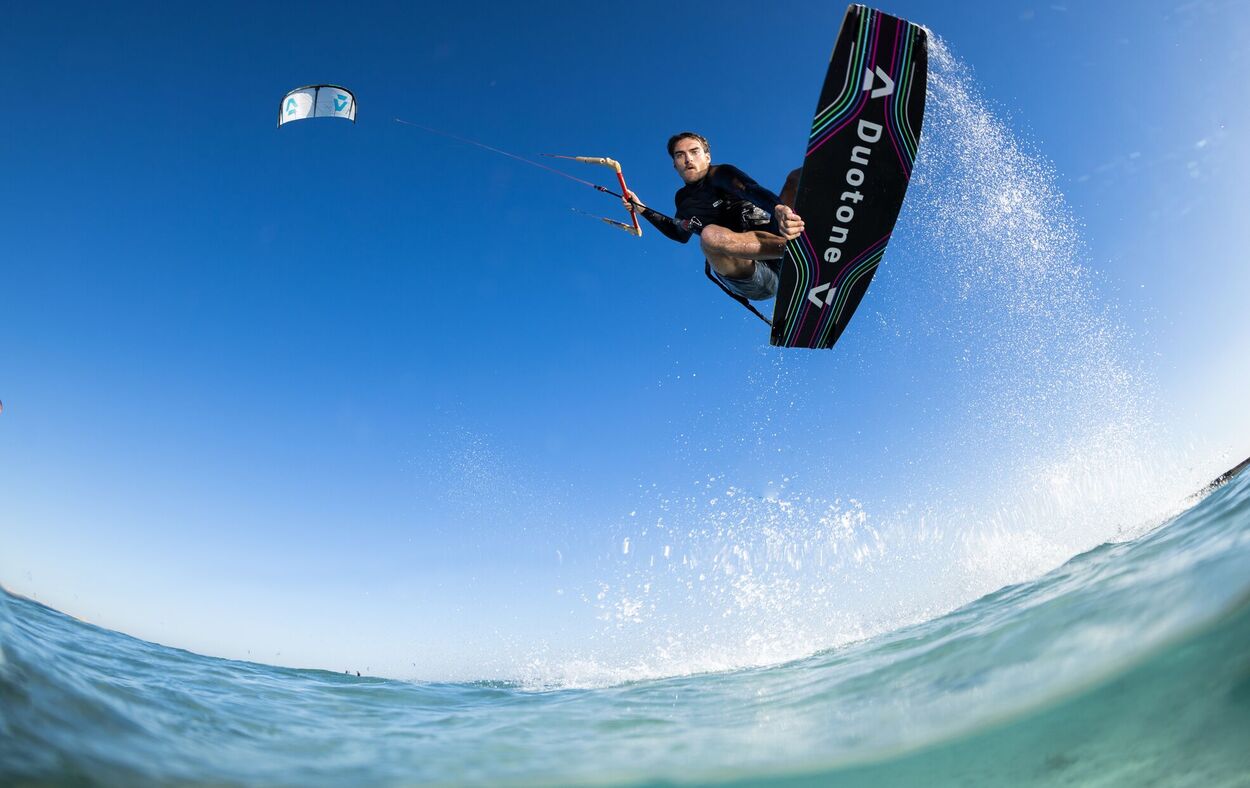 Duotone Jaime Concept Blue 2026 - Freestyle/Freeride Twintip - Worthing Watersports - 9010583285757 - Twintips - Duotone Kiteboarding