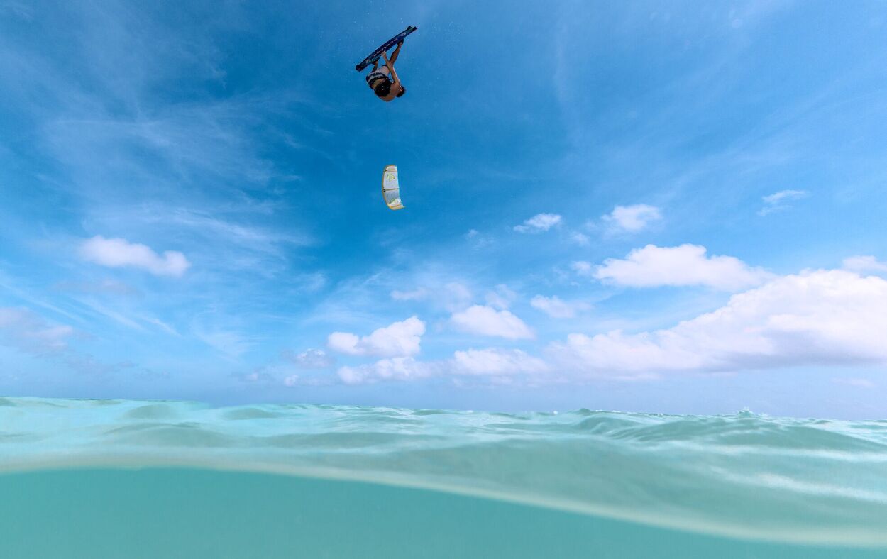 Duotone Jaime SLS 2026 - Freestyle/Freeride Twintip - Worthing Watersports - 9010583285832 - Twintips - Duotone Kiteboarding