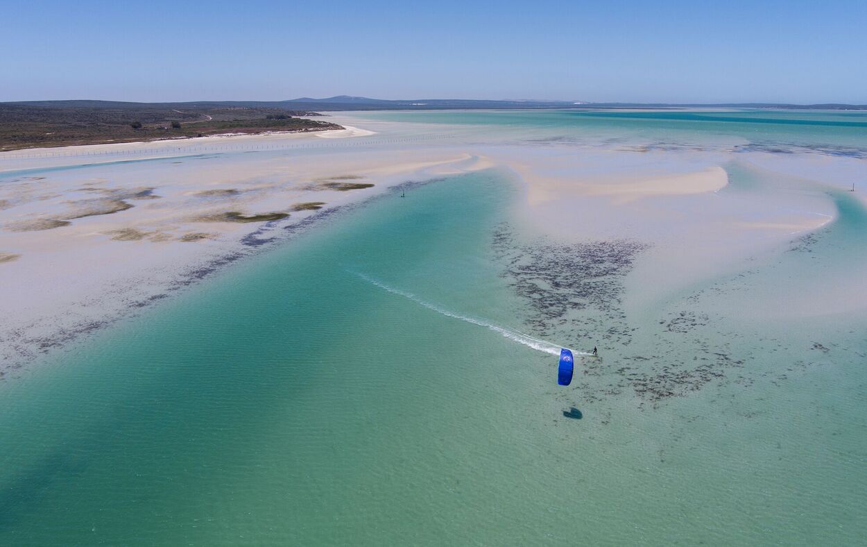 Duotone Juice - Lightwind Freeride Kite - Worthing Watersports - 9010583305356 - Kites - Duotone Kiteboarding