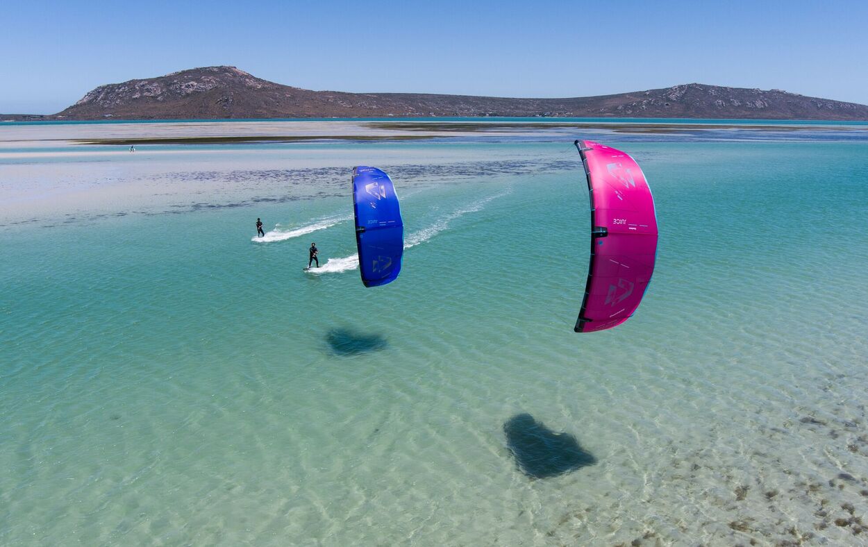 Duotone Juice - Lightwind Freeride Kite - Worthing Watersports - 9010583305356 - Kites - Duotone Kiteboarding