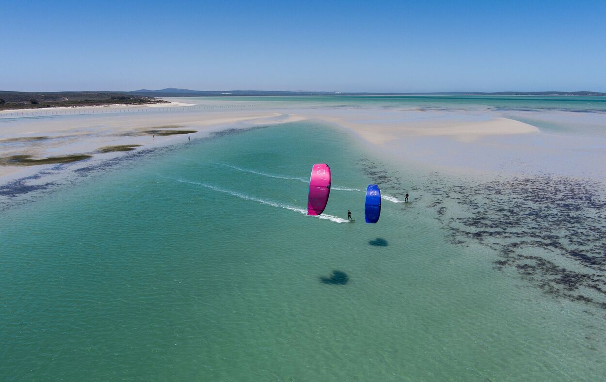 Duotone Juice - Lightwind Freeride Kite - Worthing Watersports - 9010583305356 - Kites - Duotone Kiteboarding