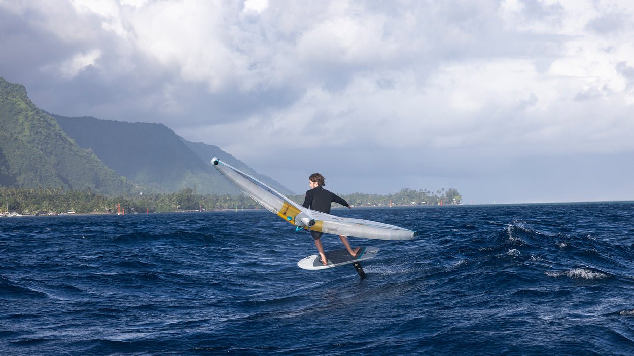 Duotone MIDFISH - Foil Assist Board - Worthing Watersports - 9010583279374 - Foilboard - Duotone Foiling & Electric