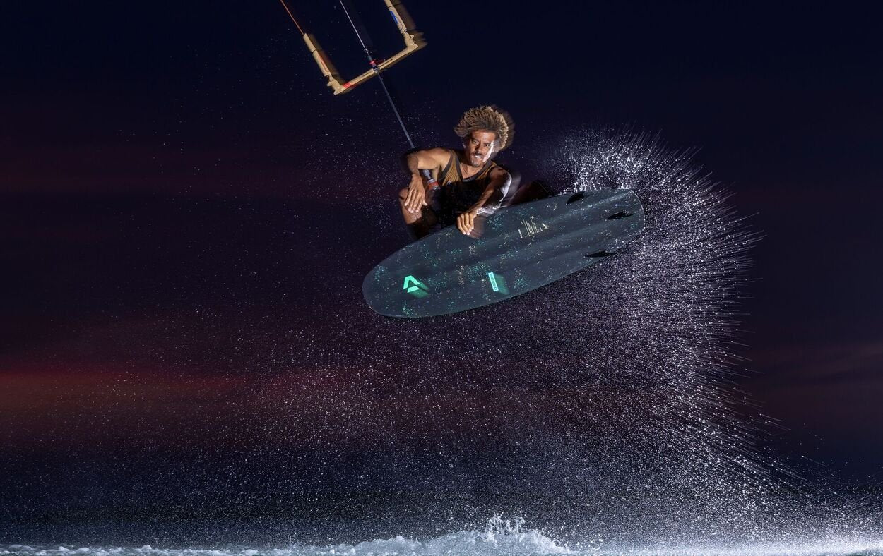 Duotone Provoke 2026 - Strapless Freestyle - Worthing Watersports - 9010583285412 - Surfboards - Duotone Kiteboarding