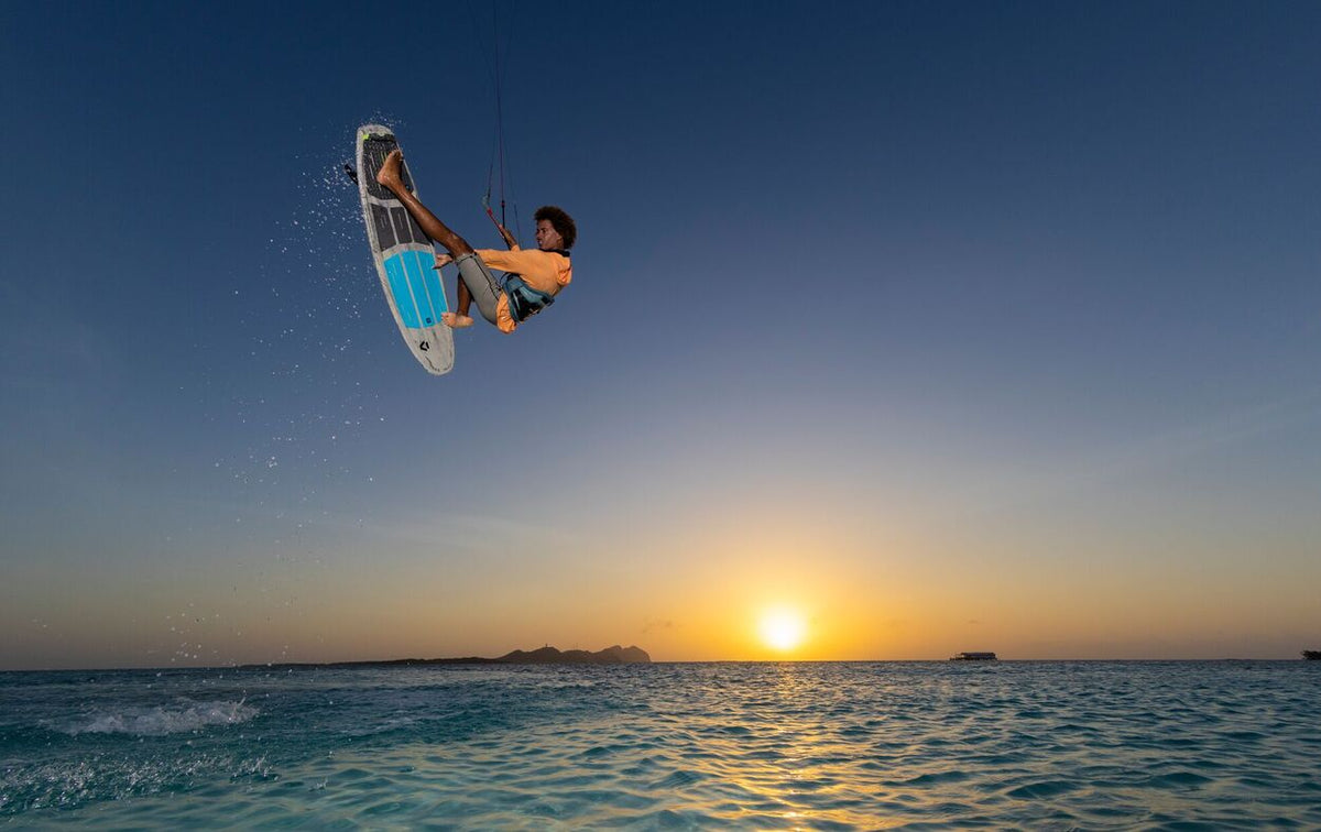 Duotone Provoke 2027 - Strapless Freestyle Surfboard - Worthing Watersports - 9010583338552 - Surfboards - Duotone Kiteboarding