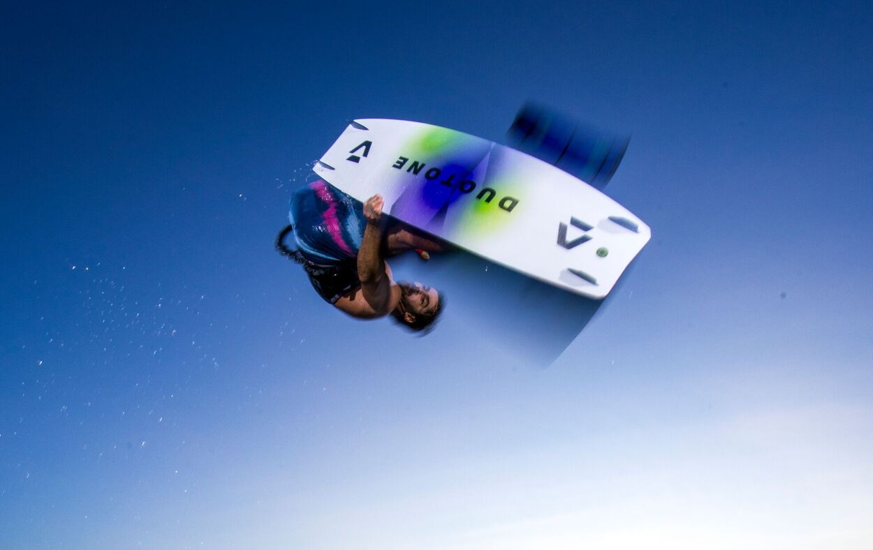 Duotone Select SLS 2026 - Freeride Twintip - Worthing Watersports - 9010583285979 - Twintips - Duotone Kiteboarding