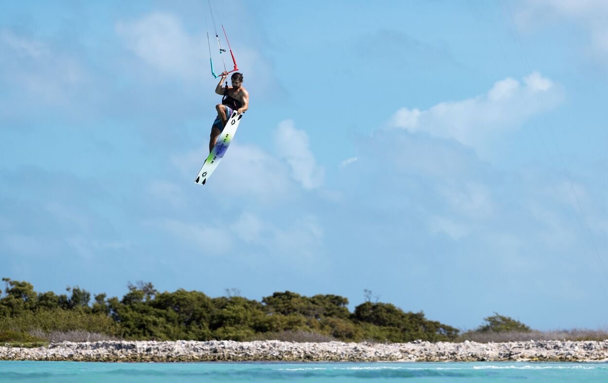 Duotone Select SLS 2026 - Freeride Twintip - Worthing Watersports - 9010583285979 - Twintips - Duotone Kiteboarding