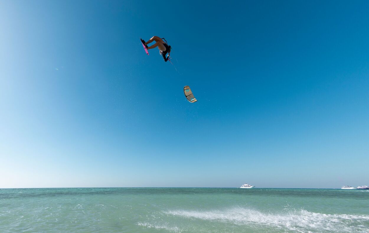 Duotone Soleil SLS 2026 - Women's Freeride TwinTip - Worthing Watersports - 9010583286112 - Twintips - Duotone Kiteboarding