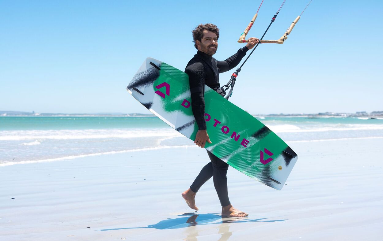 Duotone Spike Concept Blue 2026 - Lightwind Twintip - Worthing Watersports - 9010583300962 - Twintips - Duotone Kiteboarding