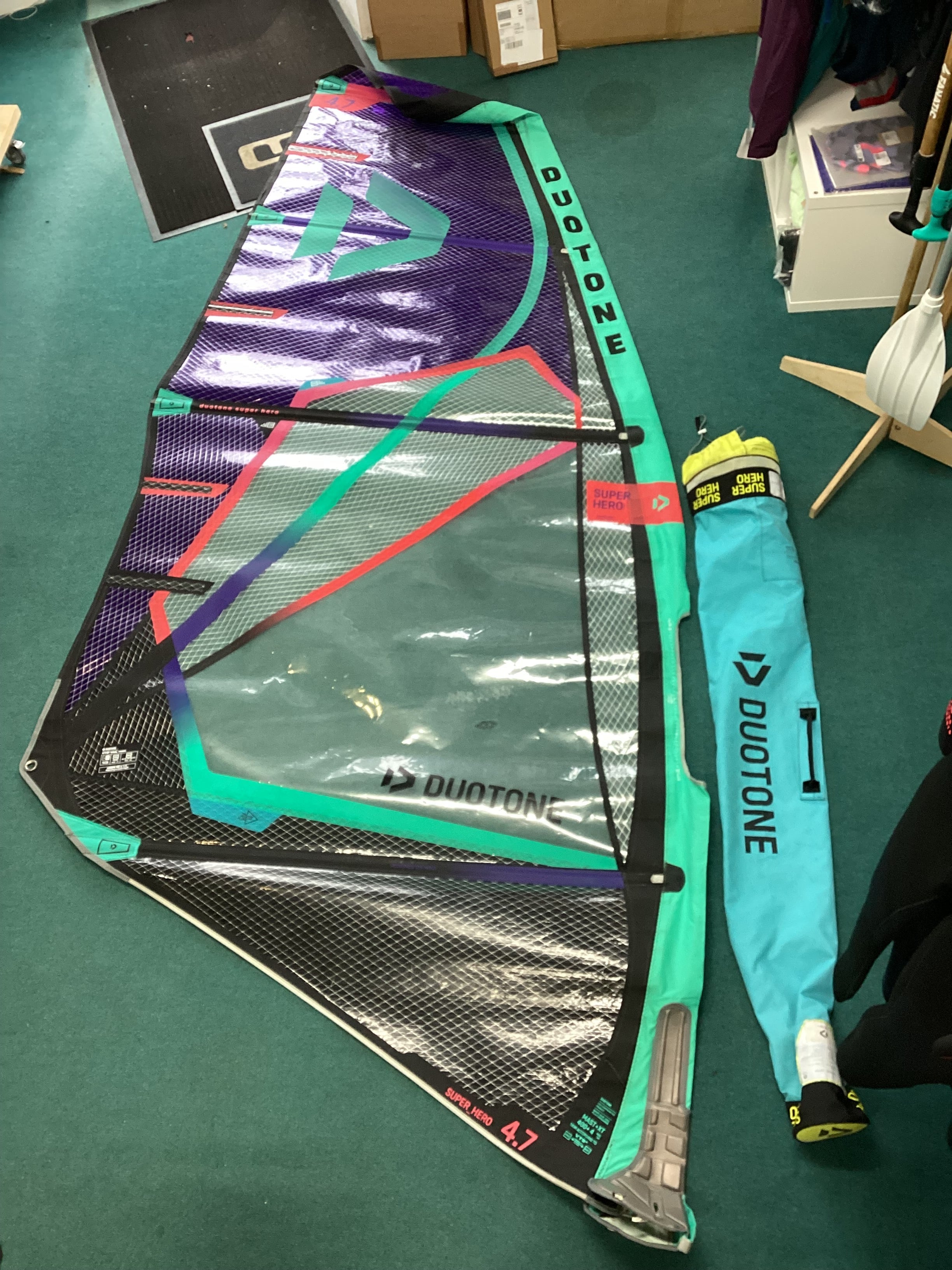 Duotone Super_hero 4.7m 2022 - Worthing Watersports - Windsurfing Sails - Duotone Windsurfing