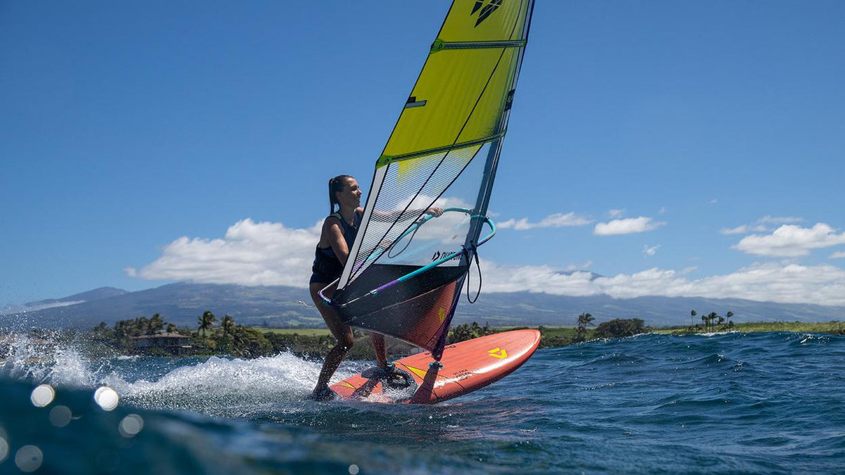 Duotone Ultra FreeWave 2.0 SLS (SB, incl. fin) 2027 - Worthing Watersports - 9010583330082 - Boards - Duotone Windsurfing