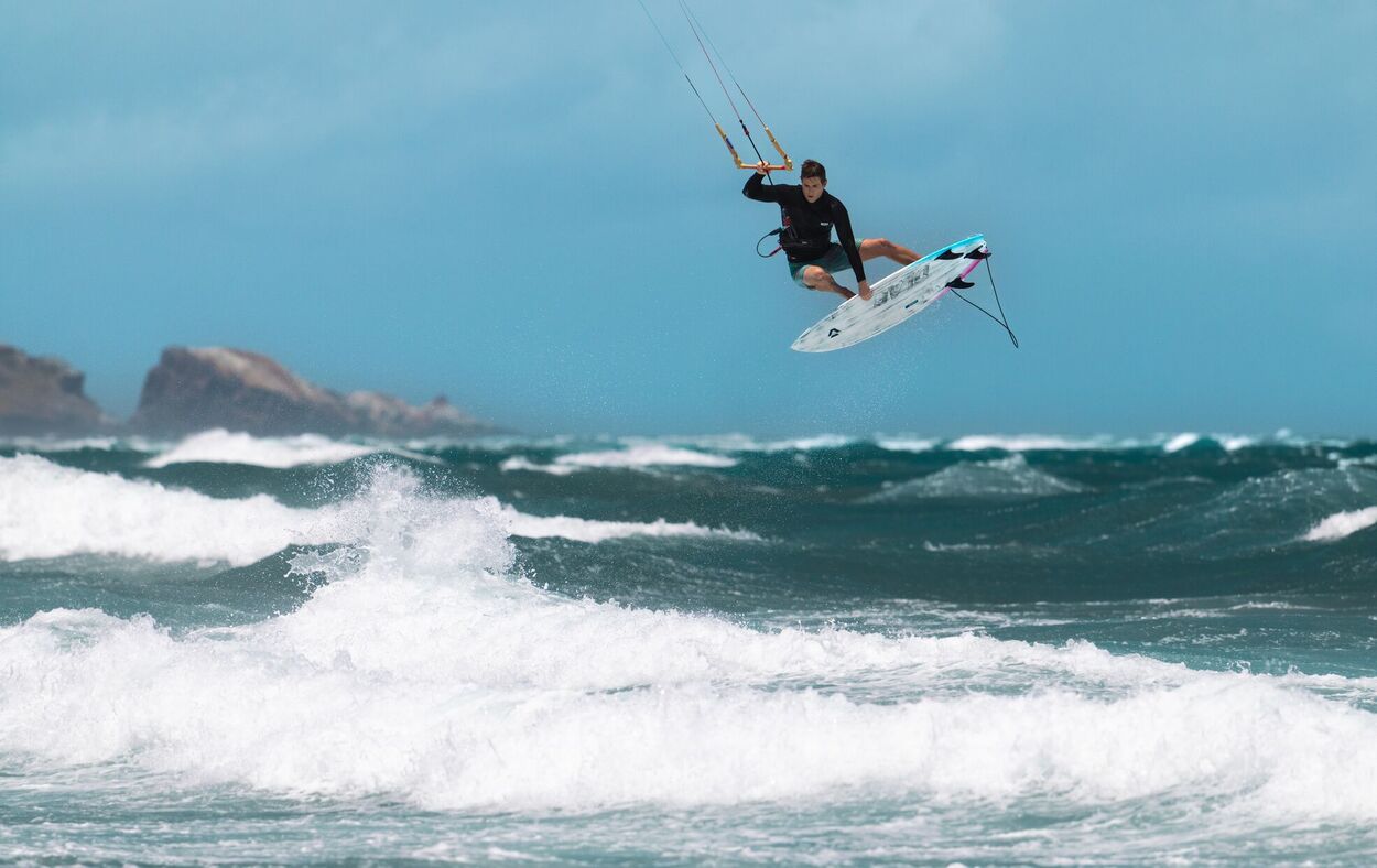 Duotone Volt D/LAB 2026 - Small Wave Kite Surfboard - Worthing Watersports - 9010583285498 - Surfboards - Duotone Kiteboarding