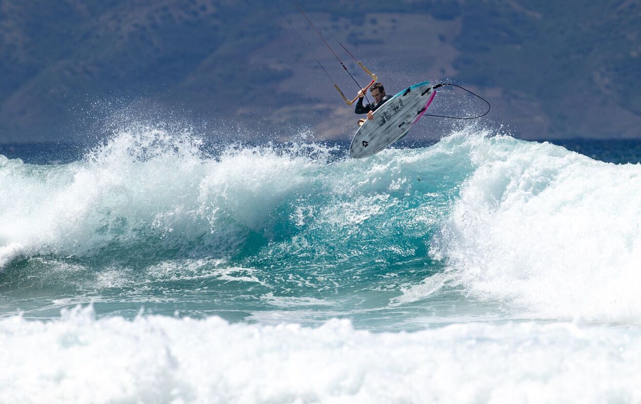 Duotone Volt D/LAB 2026 - Small Wave Kite Surfboard - Worthing Watersports - 9010583285498 - Surfboards - Duotone Kiteboarding