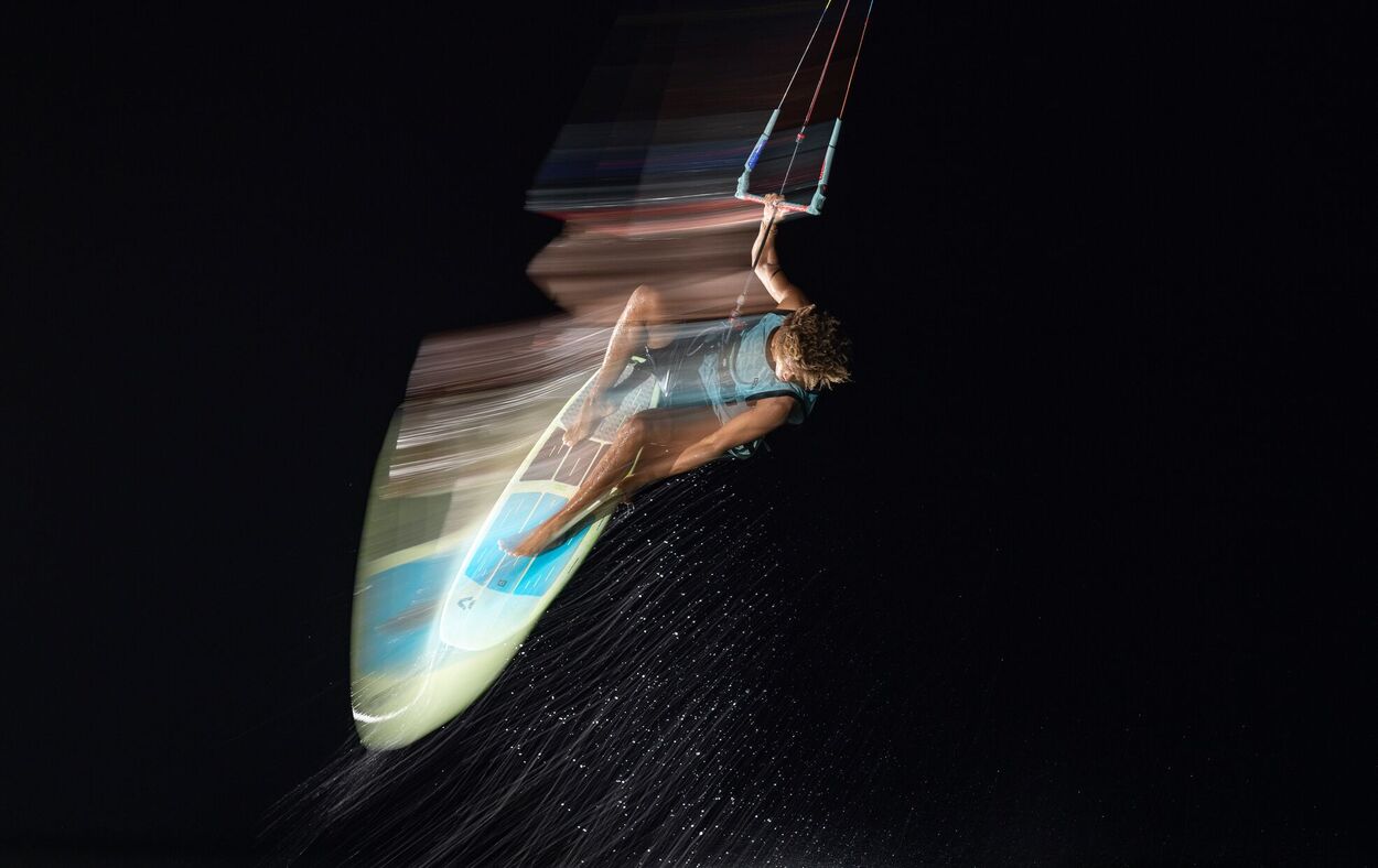 Duotone Whip SLS 2027 - High Performance Small Wave & Strapless Freestyle Surfboard - Worthing Watersports - 9010583338491 - Surfboards - Duotone Kiteboarding