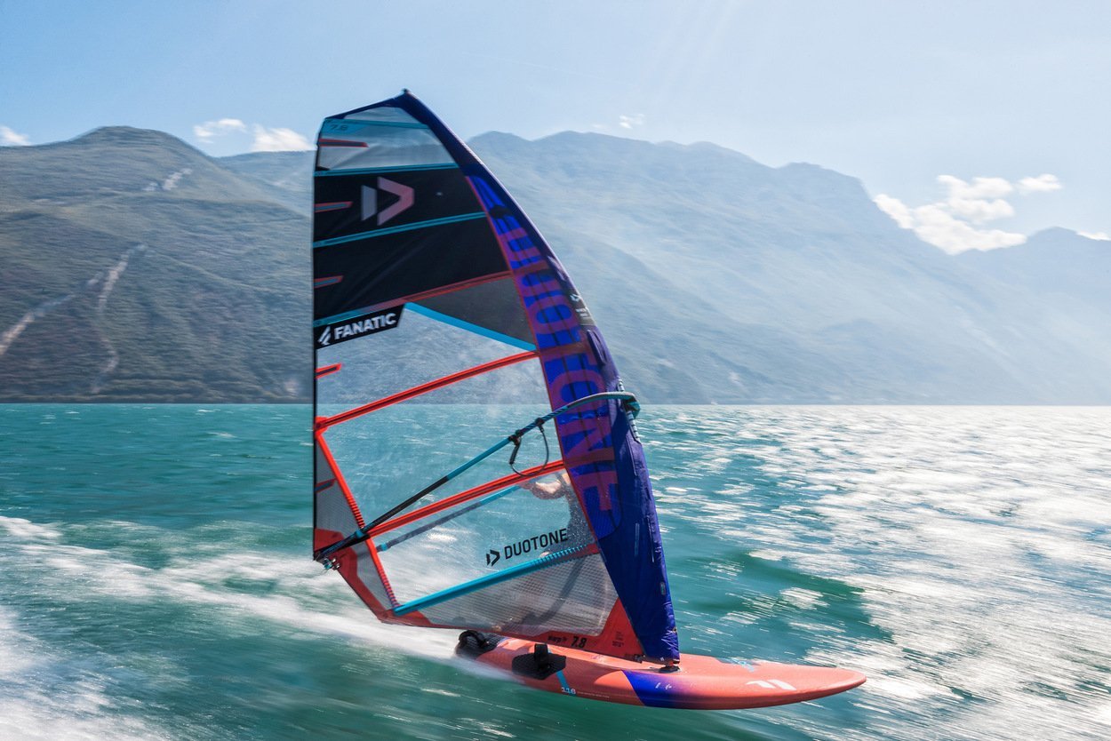 Fanatic Falcon Slalom TE 2023 2023 - Worthing Watersports - 9010583132594 - Boards - Fanatic Windsurfing