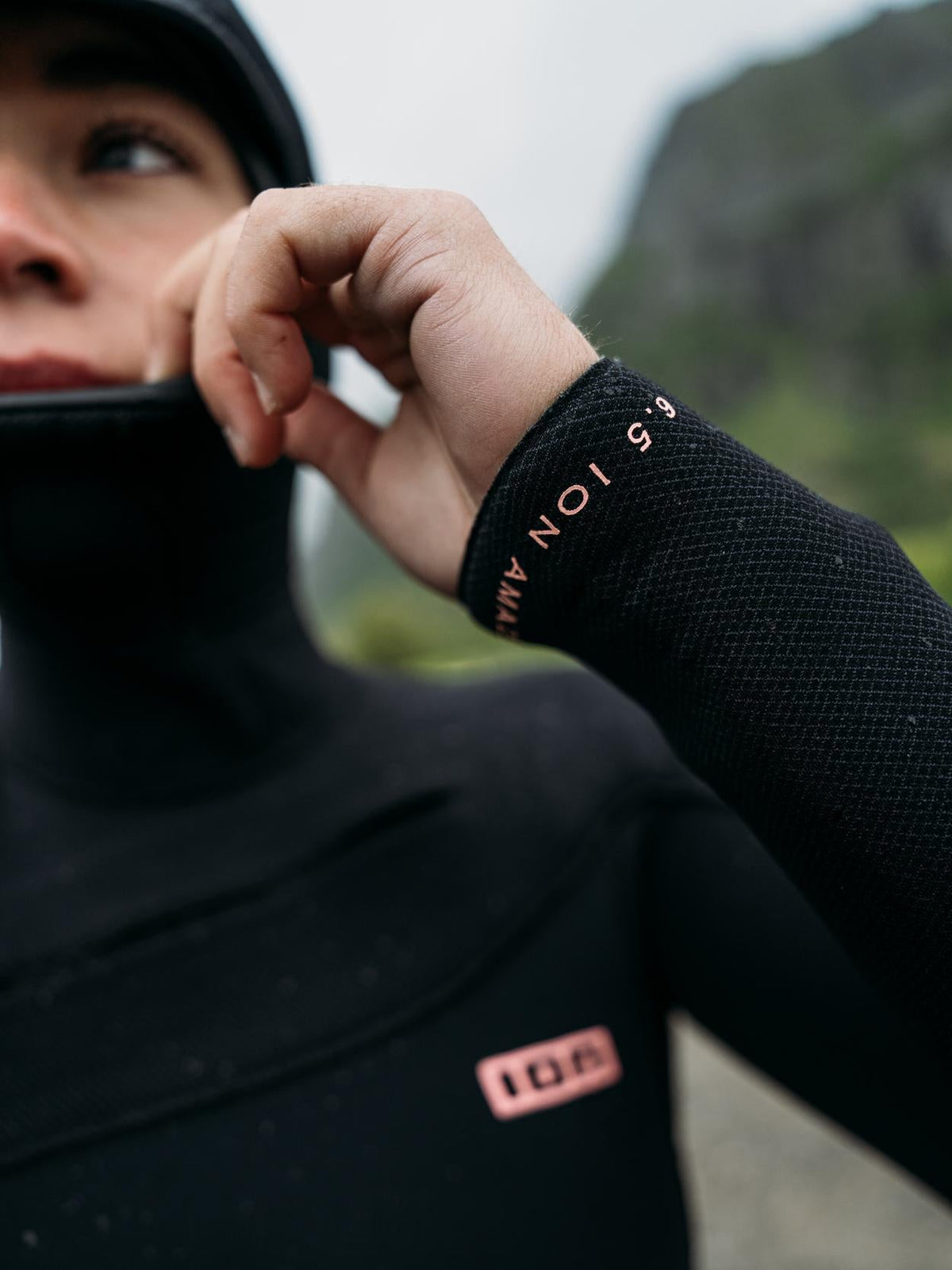 ION Amaze Amp 6/5 Hood Front Zip women 2027 - Worthing Watersports - 9010583310855 - Wetsuits - ION Water