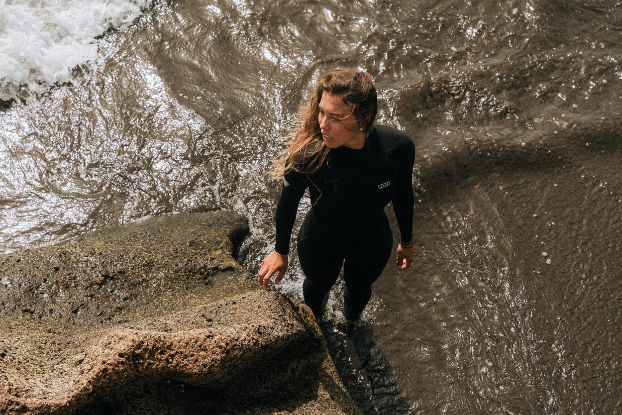 ION Amaze Core 5/4 Front Zip Women's Wetsuit - Worthing Watersports - 9010583256399 - Wetsuits - ION Water
