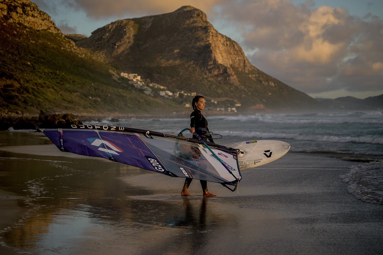 ION Jewel Curv - Women's Windsurfing Hardshell Harness - Worthing Watersports - 9010583283913 - Harness - ION Water