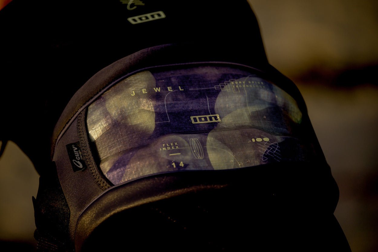 ION Jewel Curv - Women's Windsurfing Hardshell Harness - Worthing Watersports - 9010583283913 - Harness - ION Water