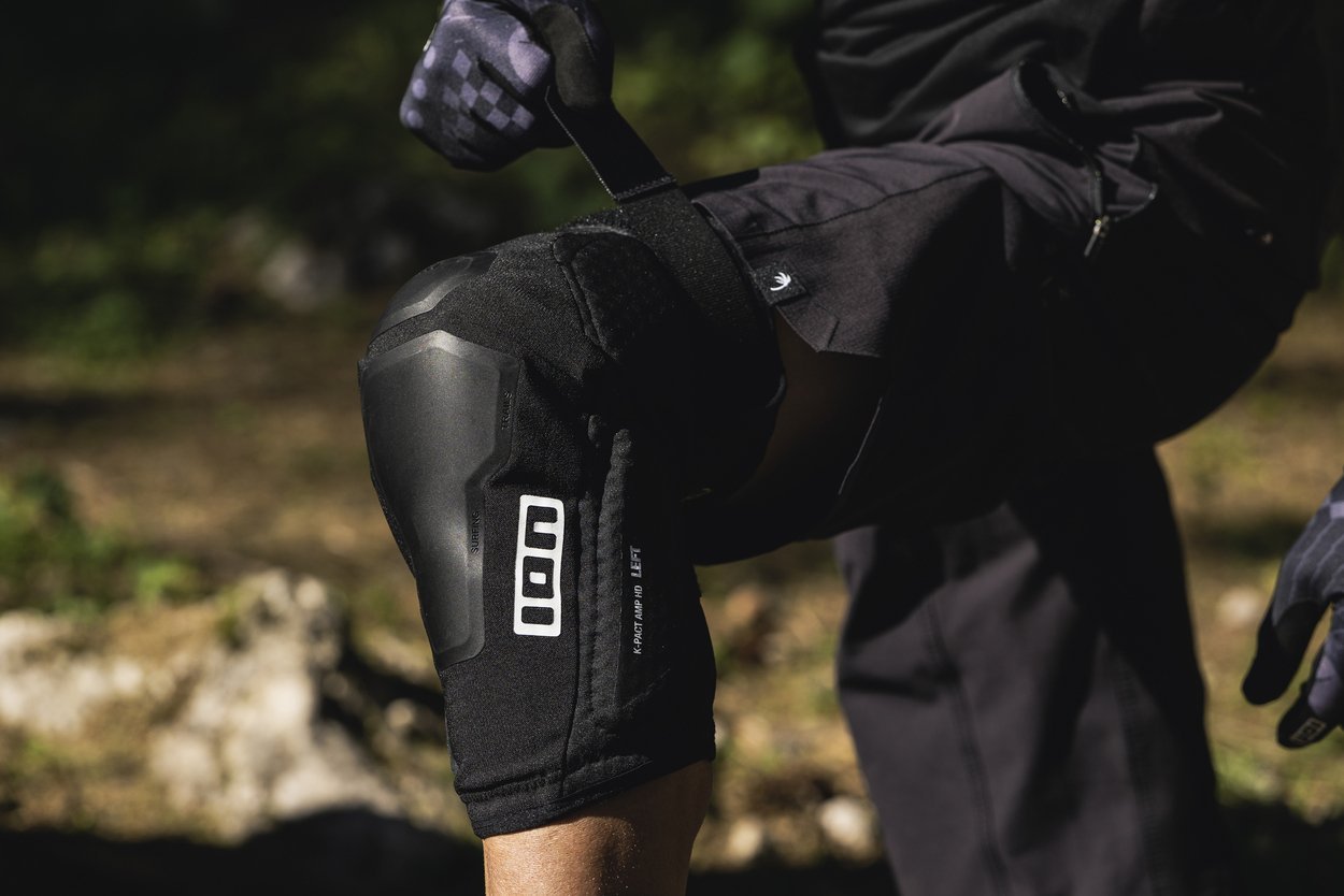 ION MTB Knee Pads K-Pact Amp HD Unisex 2024 - Worthing Watersports - 9010583113913 - Body Armor - ION Bike