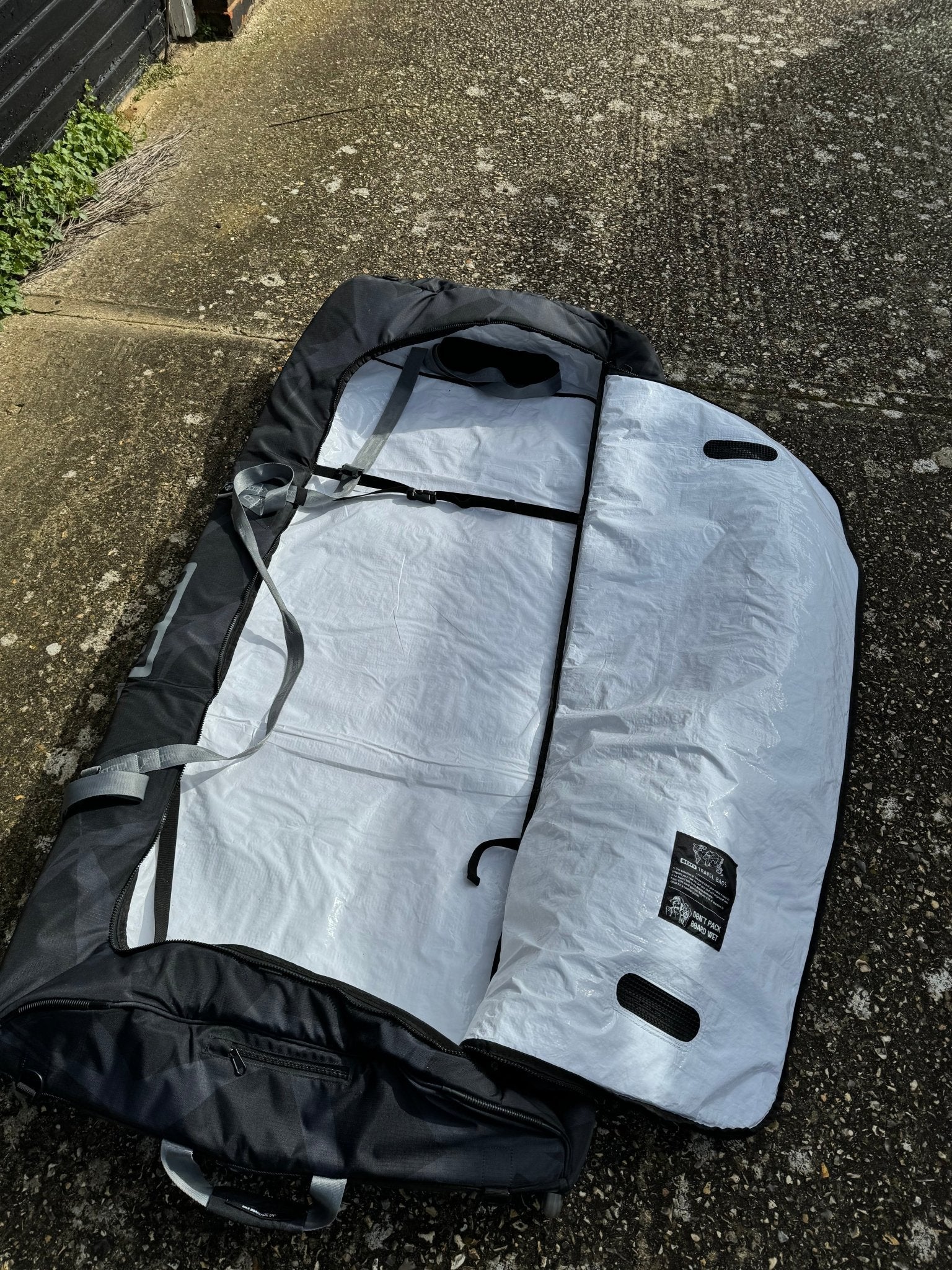 ION Wing Foil Travel Bag - Worthing Watersports - board bag - Worthing Watersports