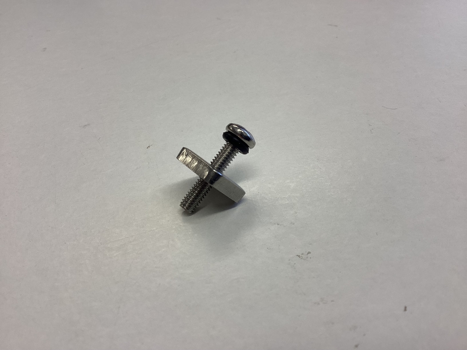 US Box Fin Screws - Worthing Watersports - 55689140466998 - Worthing Watersports