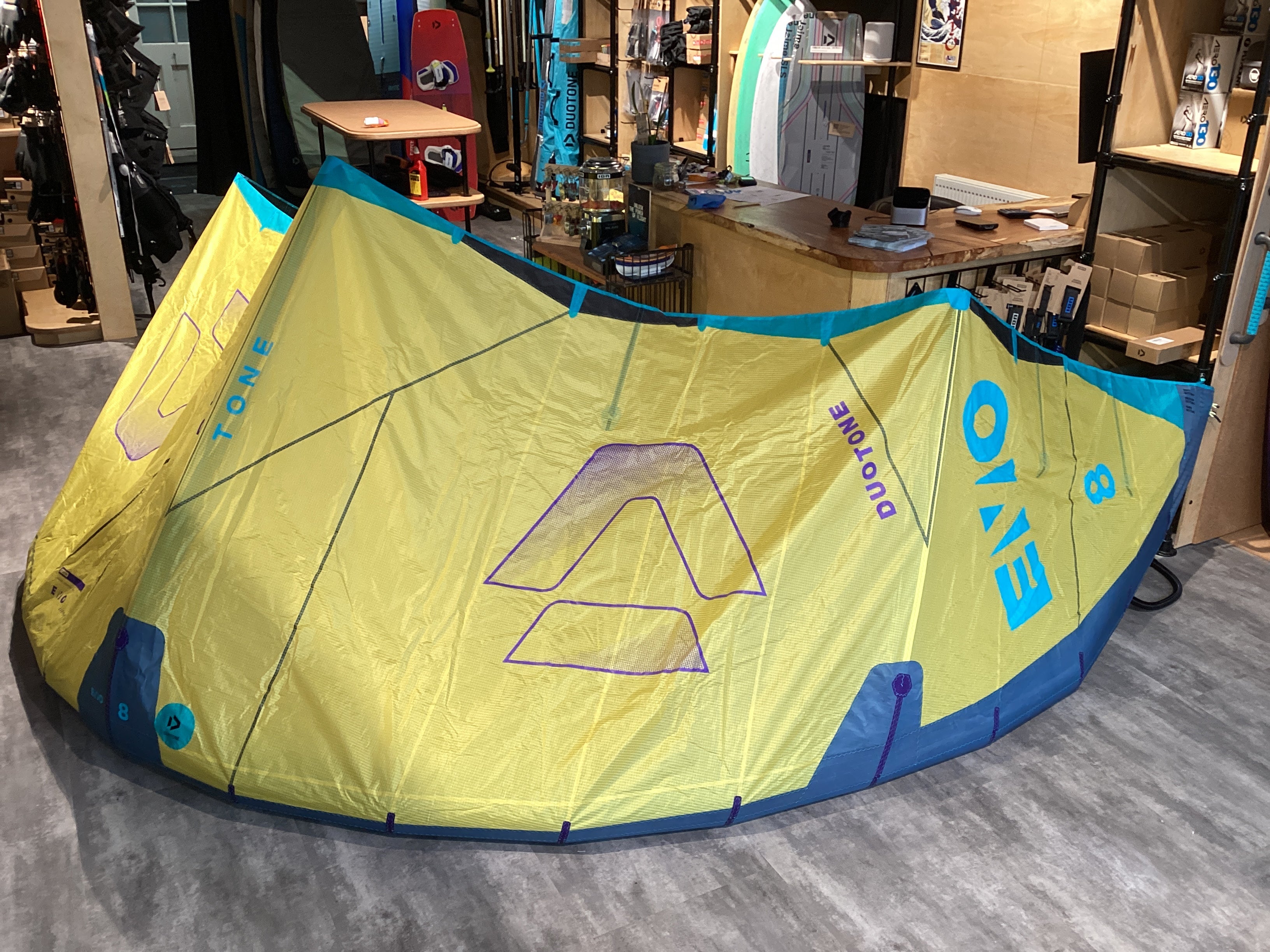 Used Duotone Evo 2025 8m - Worthing Watersports -  - Kites - Duotone Kiteboarding