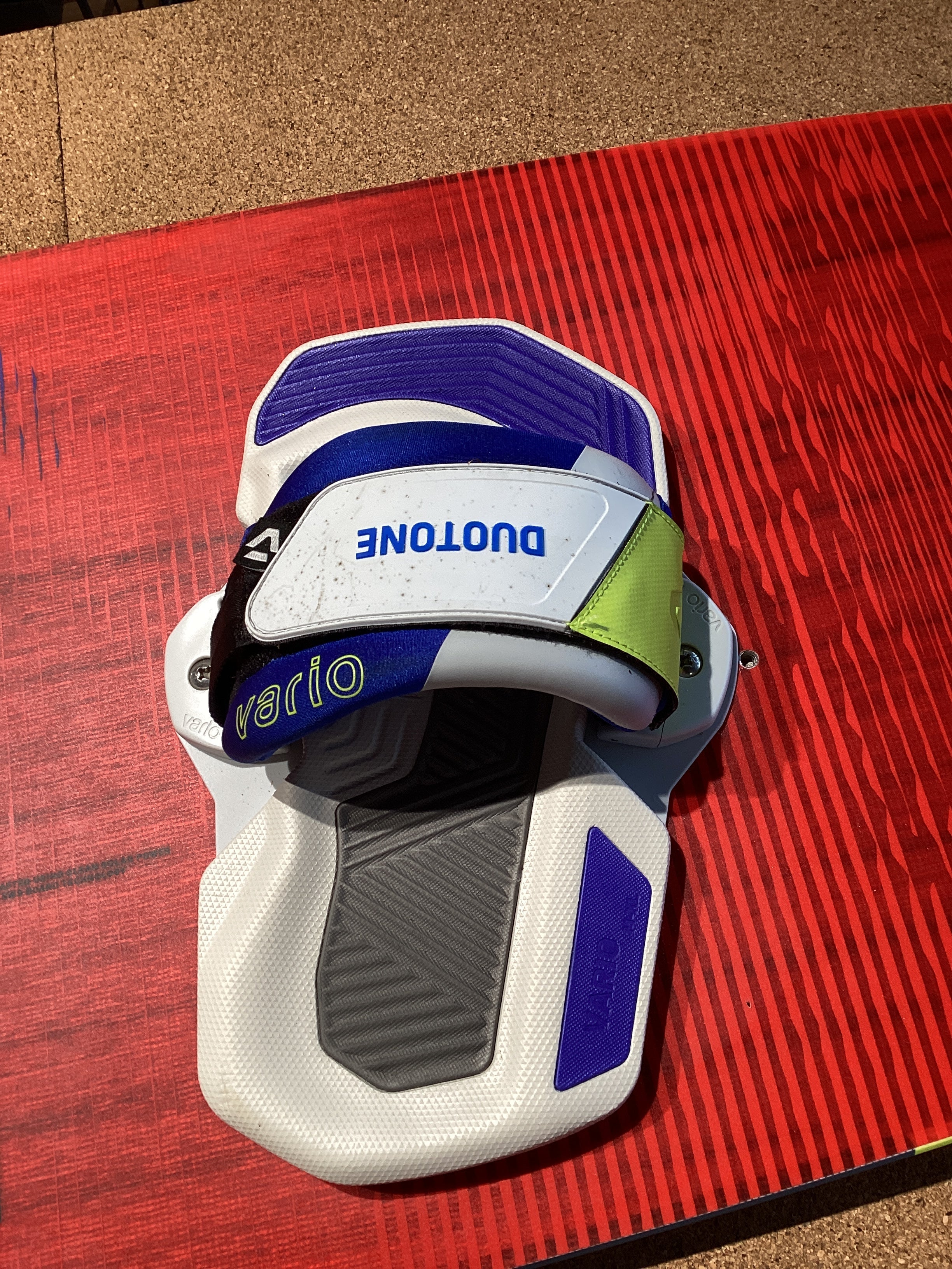 USED Duotone Gonzales 2025 151 x 44 - Worthing Watersports -  - Twintips - Duotone Kiteboarding