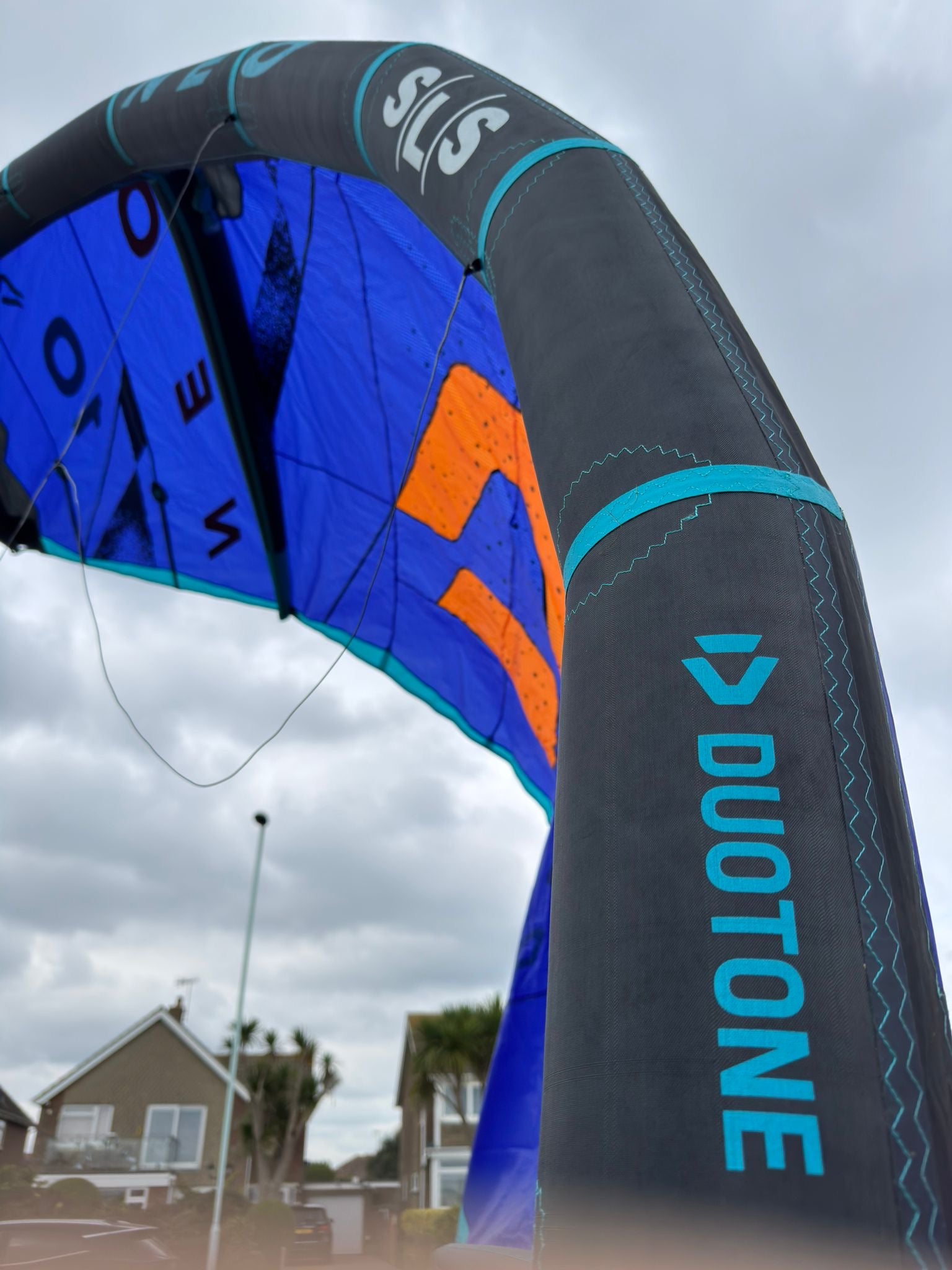 Used Duotone Kite Neo SLS 10m 2025 - Worthing Watersports - Kites - Duotone Kiteboarding