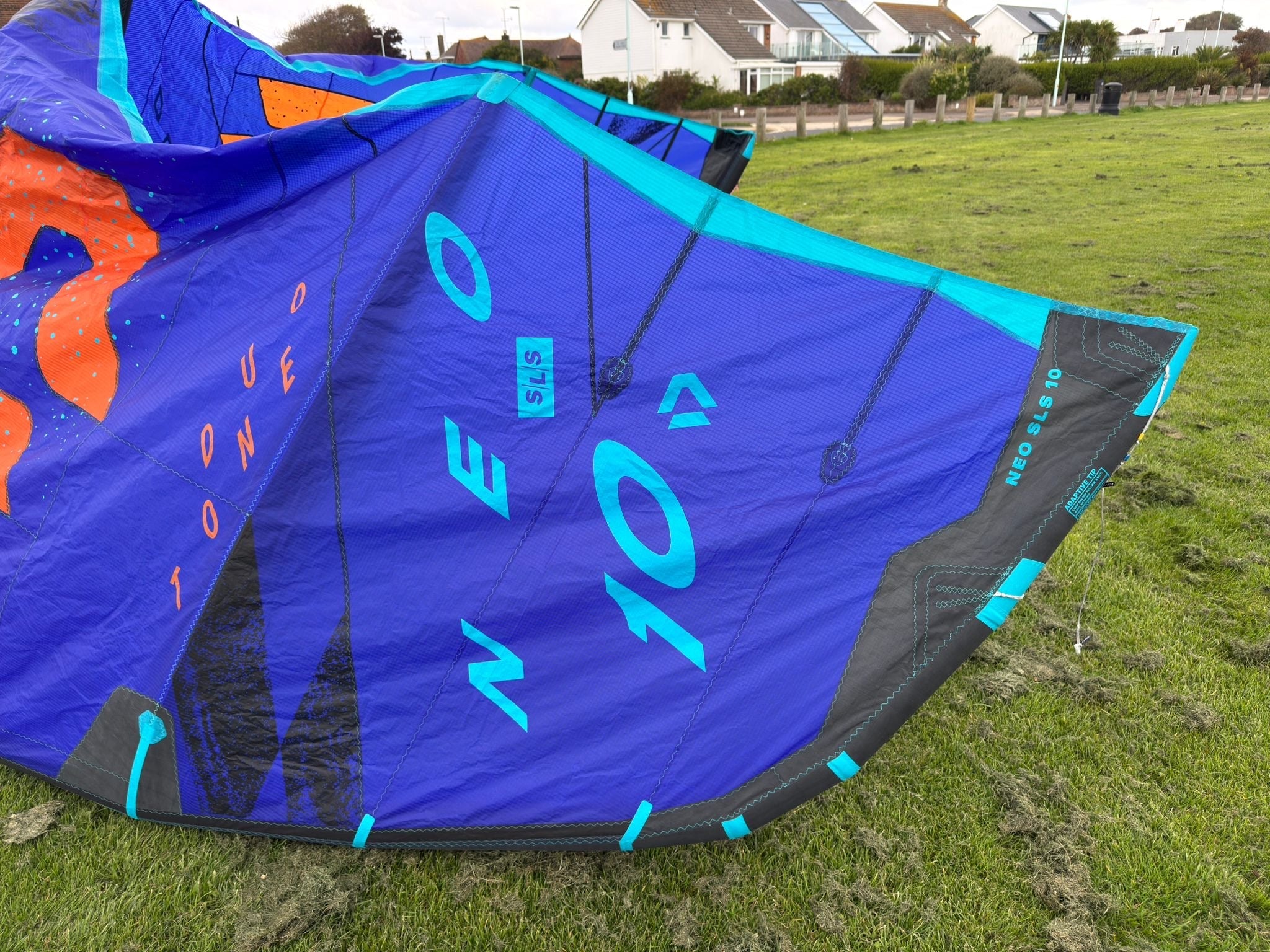 Used Duotone Kite Neo SLS 10m 2025 - Worthing Watersports - Kites - Duotone Kiteboarding