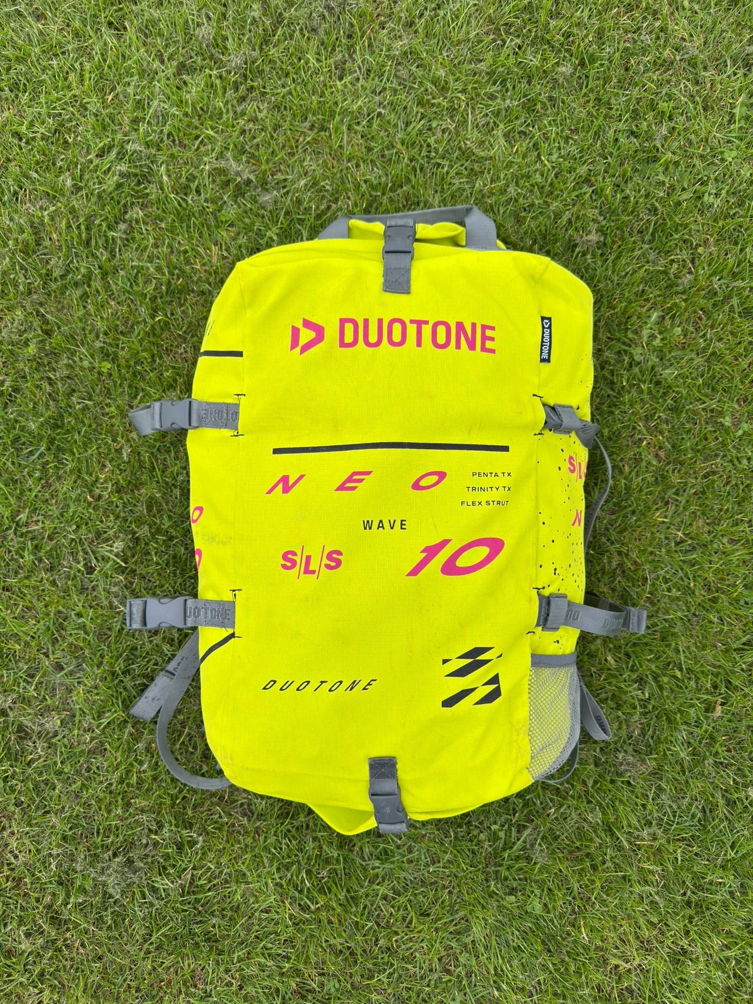 Used Duotone Kite Neo SLS 10m 2025 - Worthing Watersports - Kites - Duotone Kiteboarding
