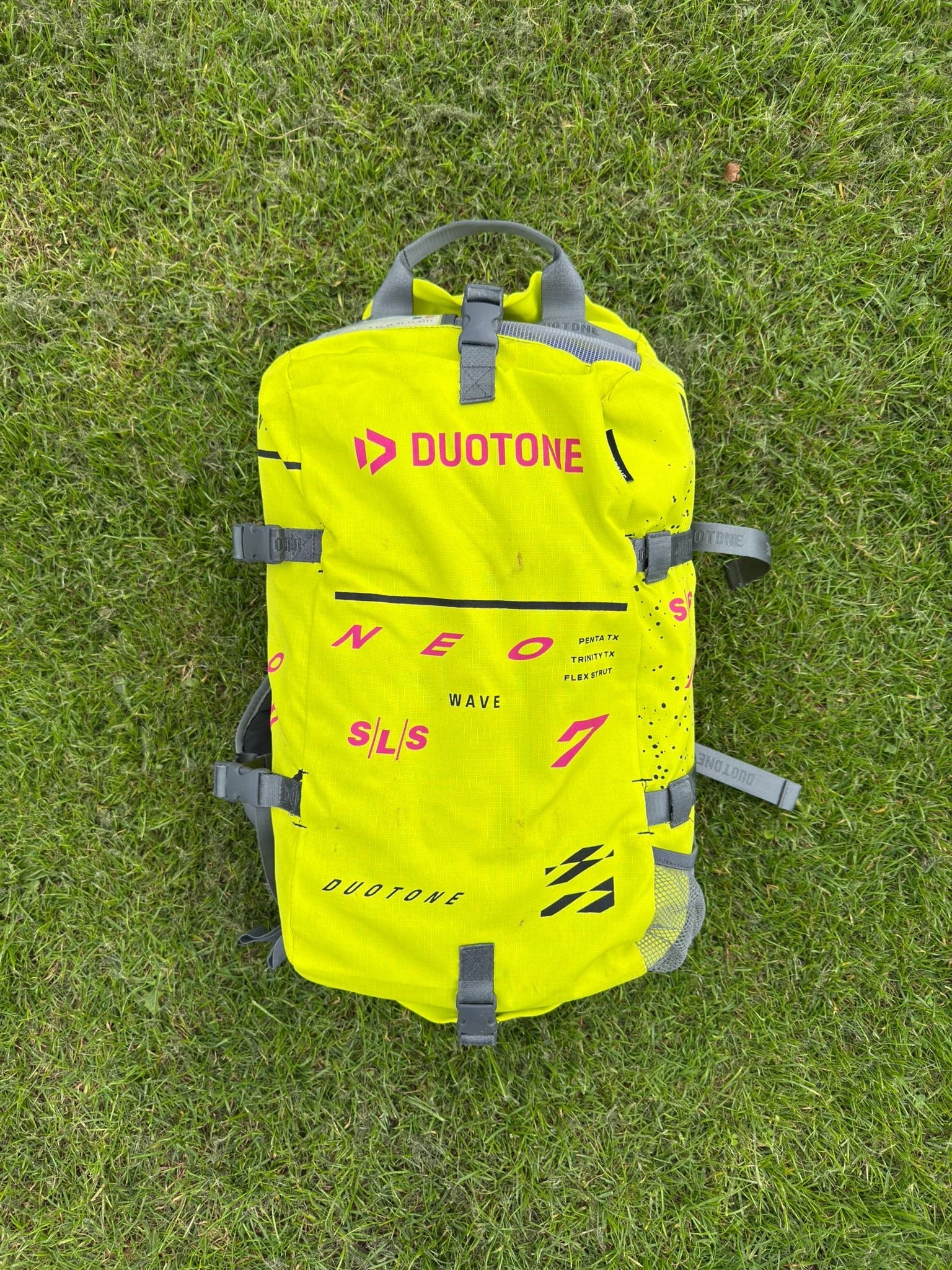 Used Duotone Kite Neo SLS 7m 2025 - Worthing Watersports - Kites - Duotone Kiteboarding