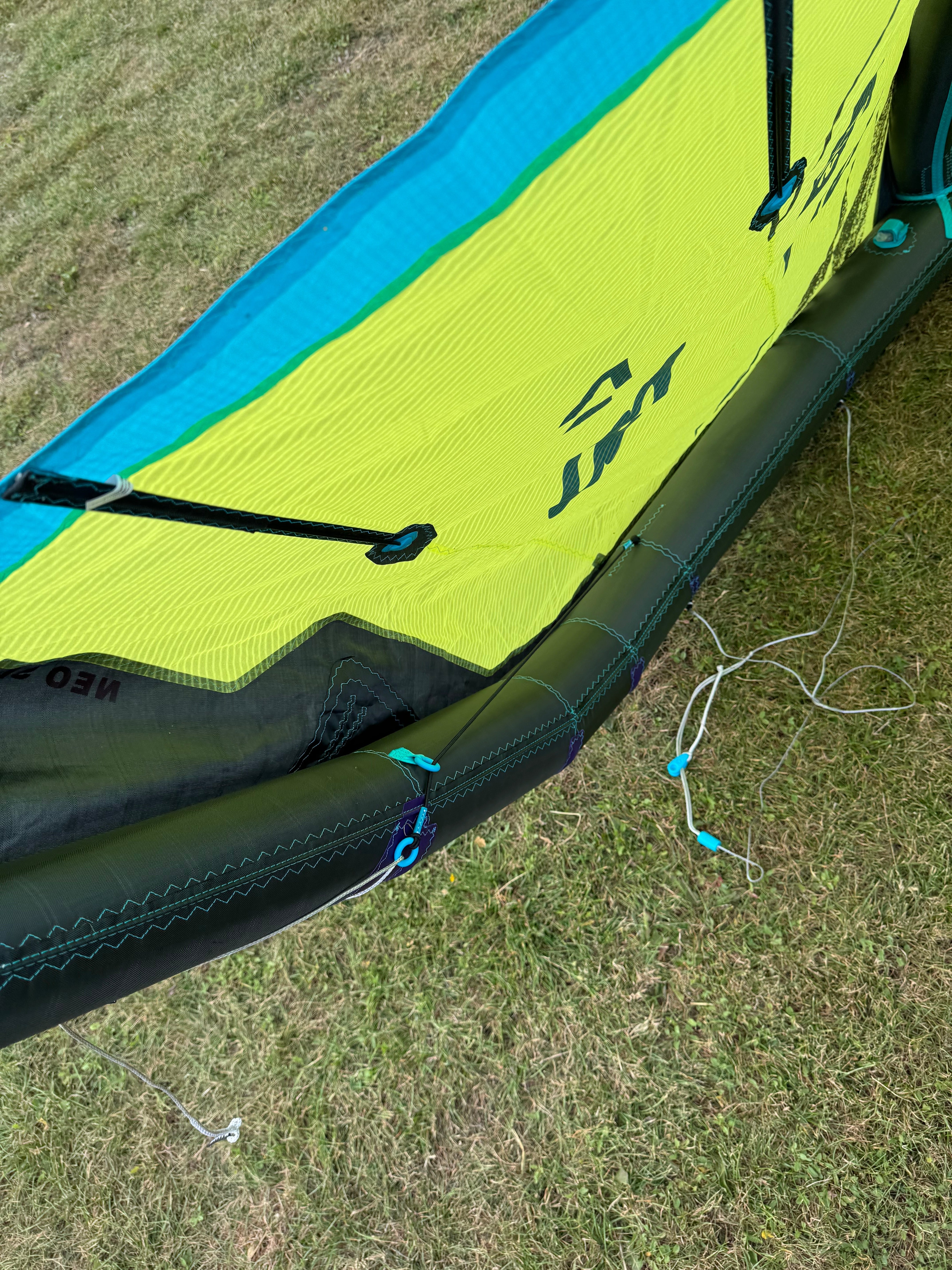Used Duotone Kite Neo SLS 8m 2025 - Worthing Watersports - Kites - Duotone Kiteboarding