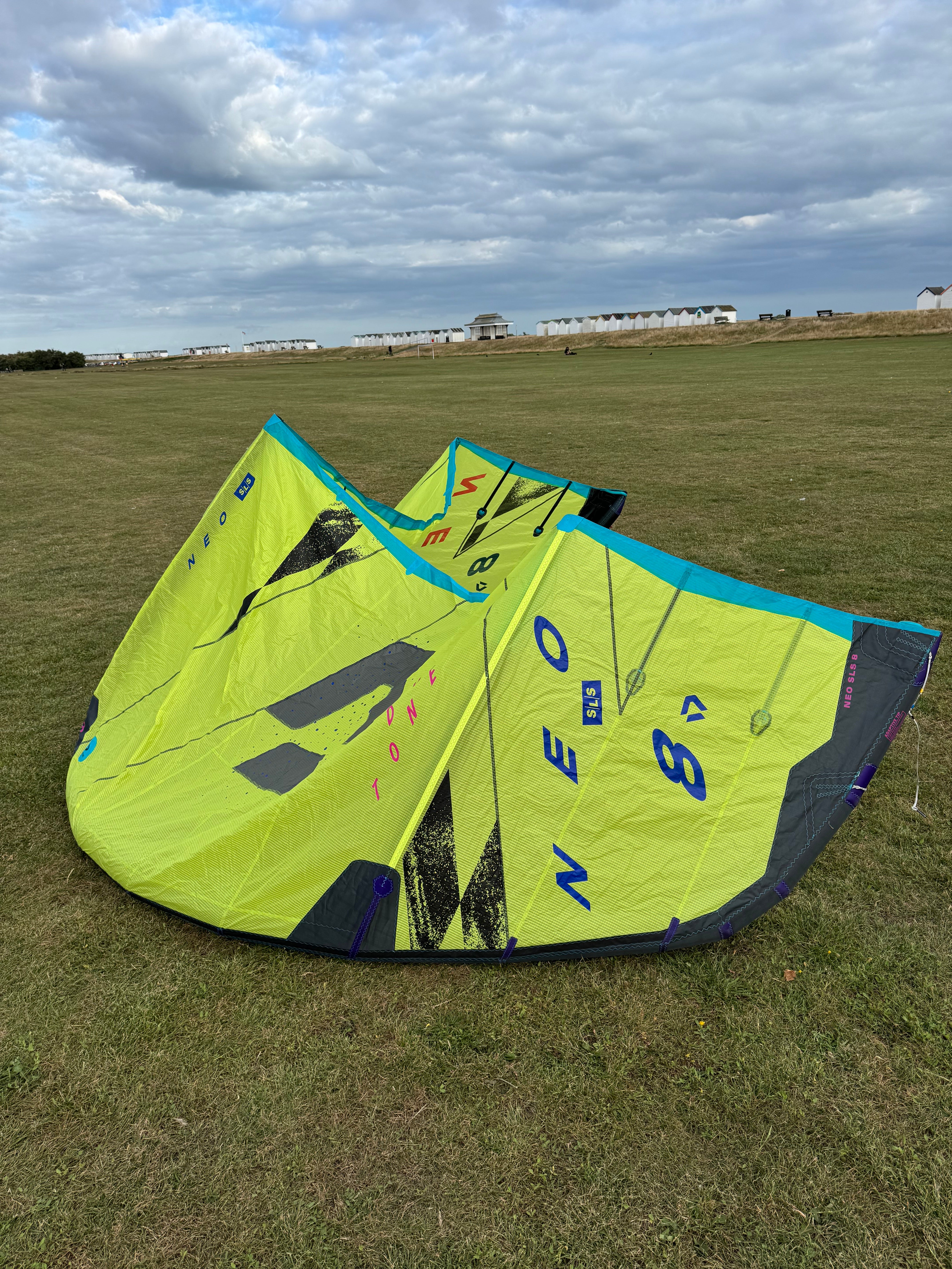 Used Duotone Kite Neo SLS 8m 2025 - Worthing Watersports - Kites - Duotone Kiteboarding