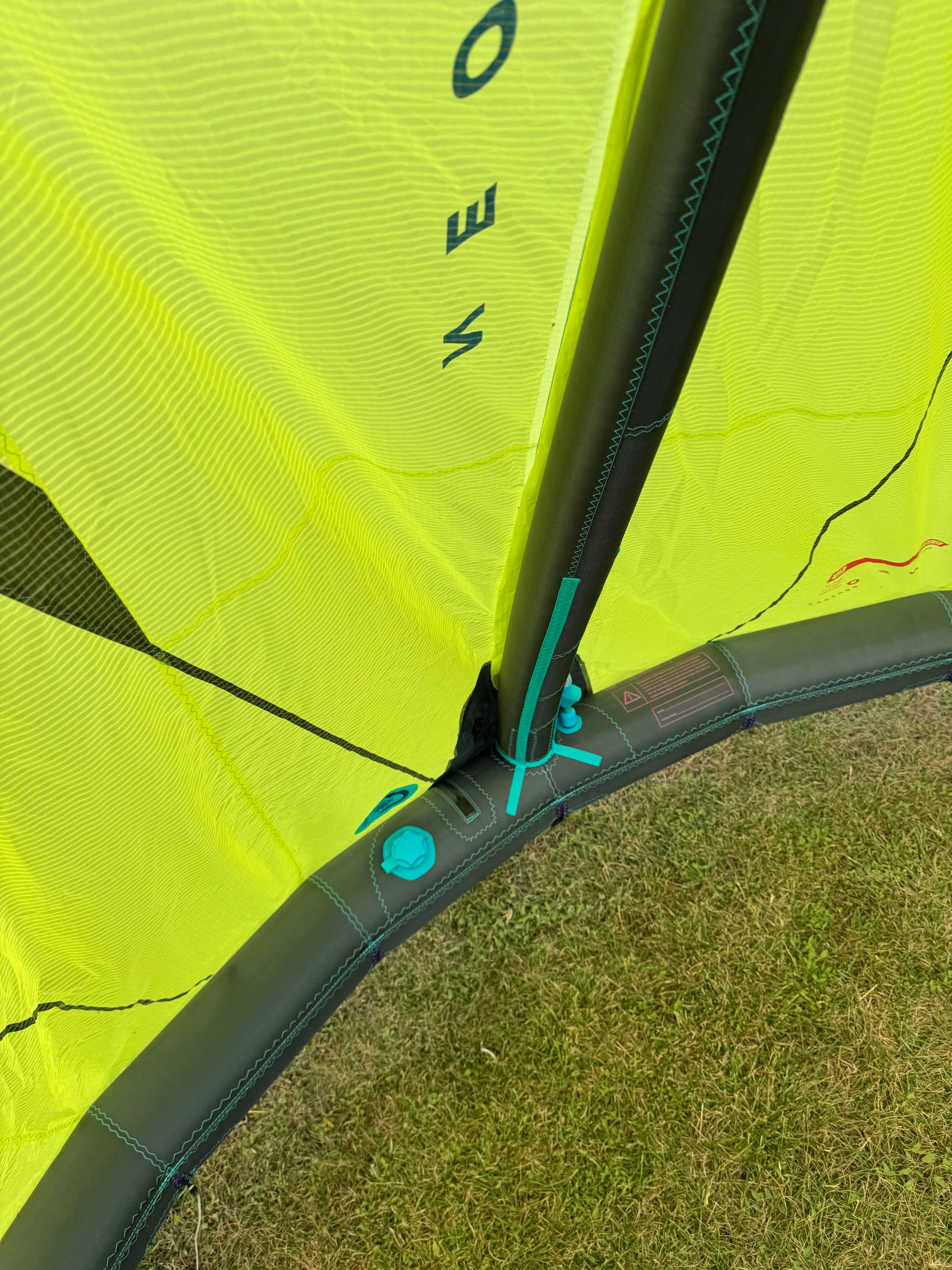 Used Duotone Kite Neo SLS 8m 2025 - Worthing Watersports - Kites - Duotone Kiteboarding