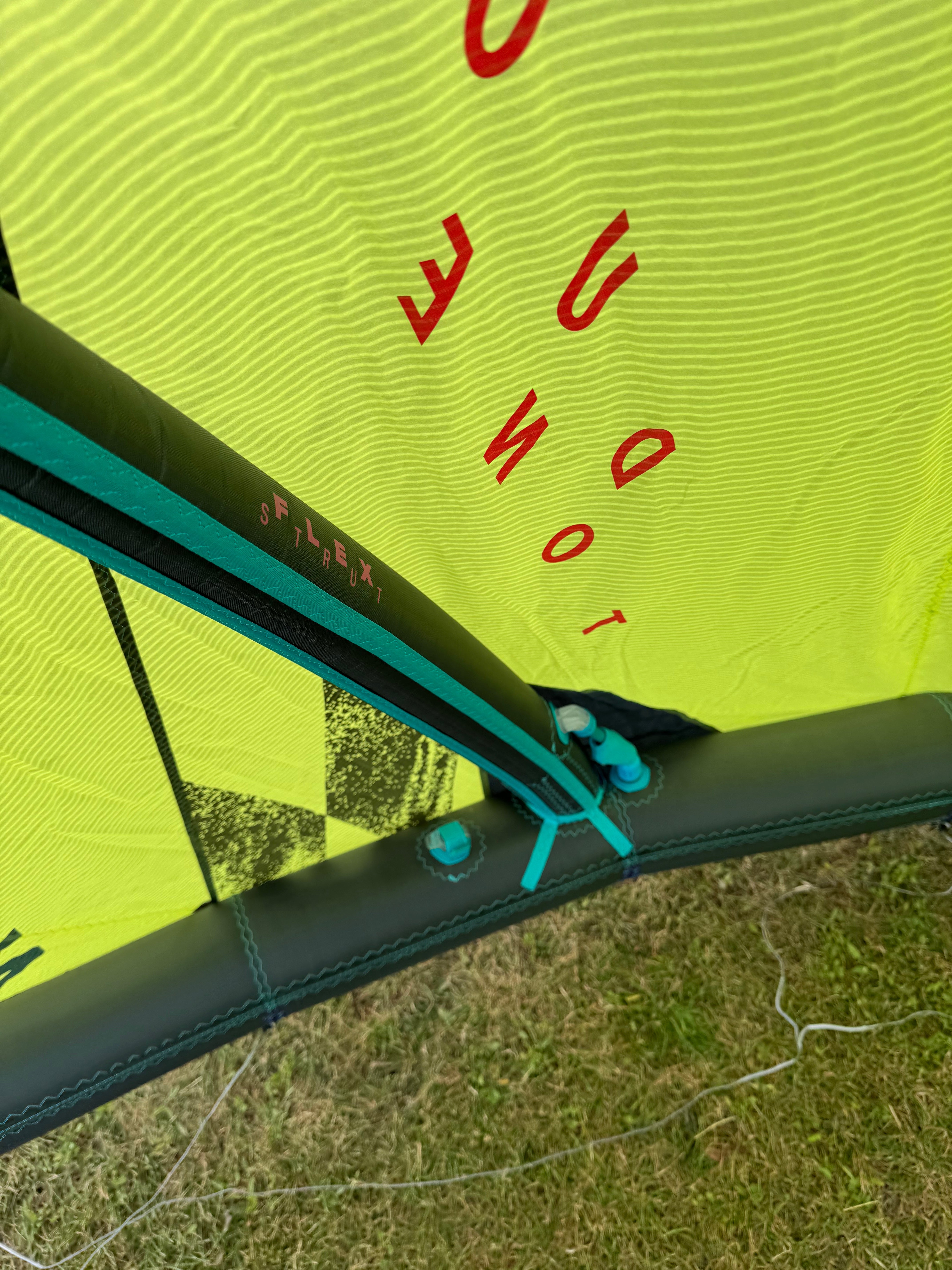 Used Duotone Kite Neo SLS 8m 2025 - Worthing Watersports - Kites - Duotone Kiteboarding