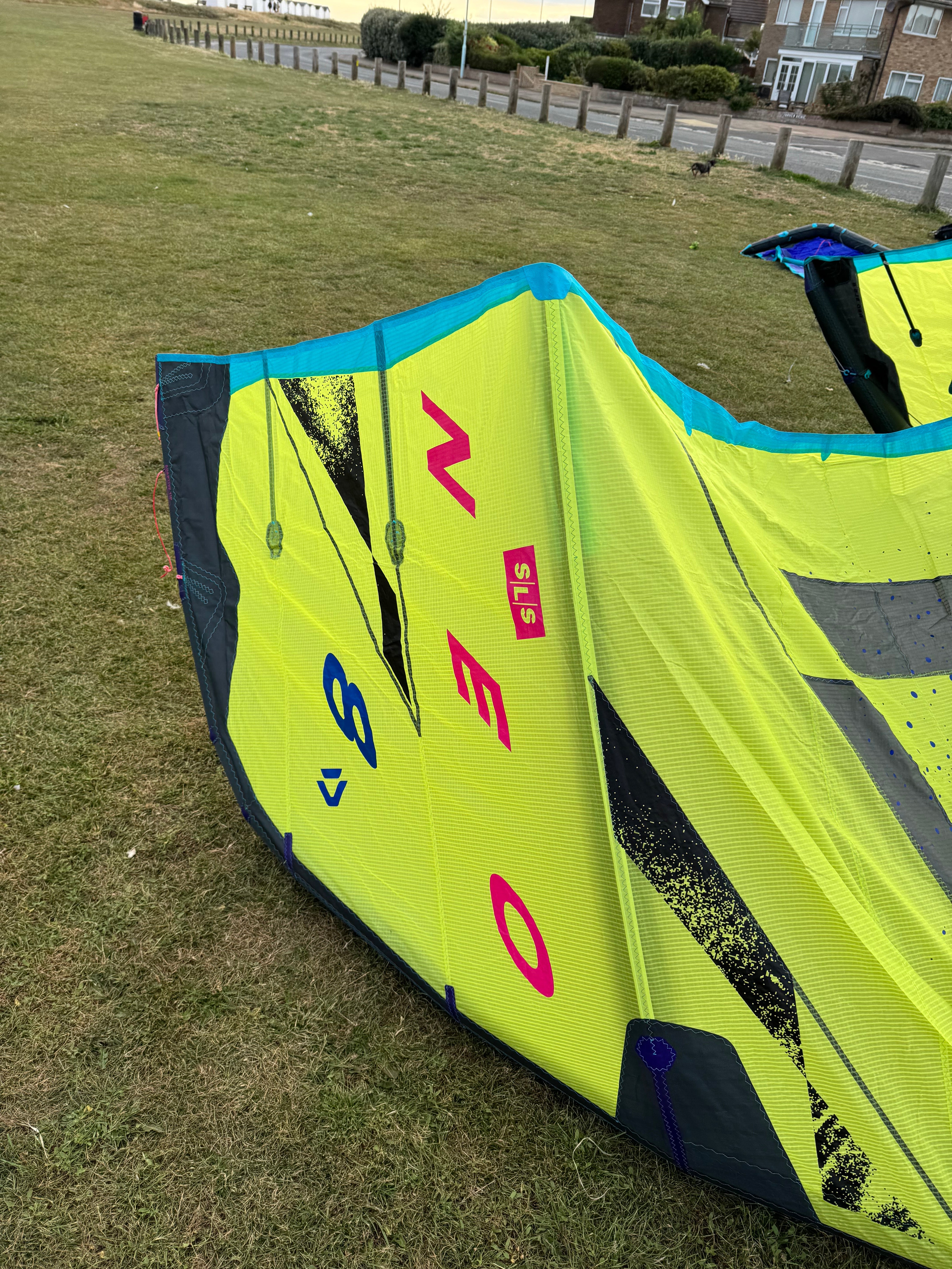 Used Duotone Kite Neo SLS 8m 2025 - Worthing Watersports - Kites - Duotone Kiteboarding