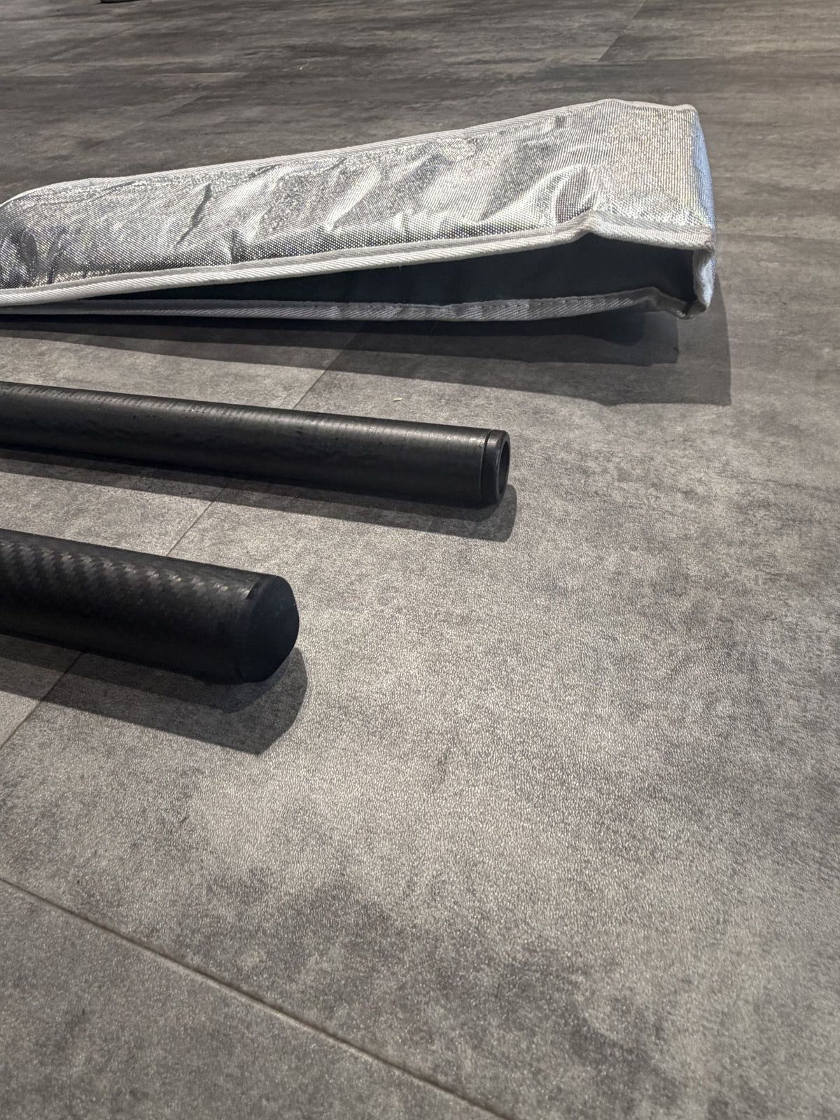 Used RDM 340 carbon mast ends and mast bag detail