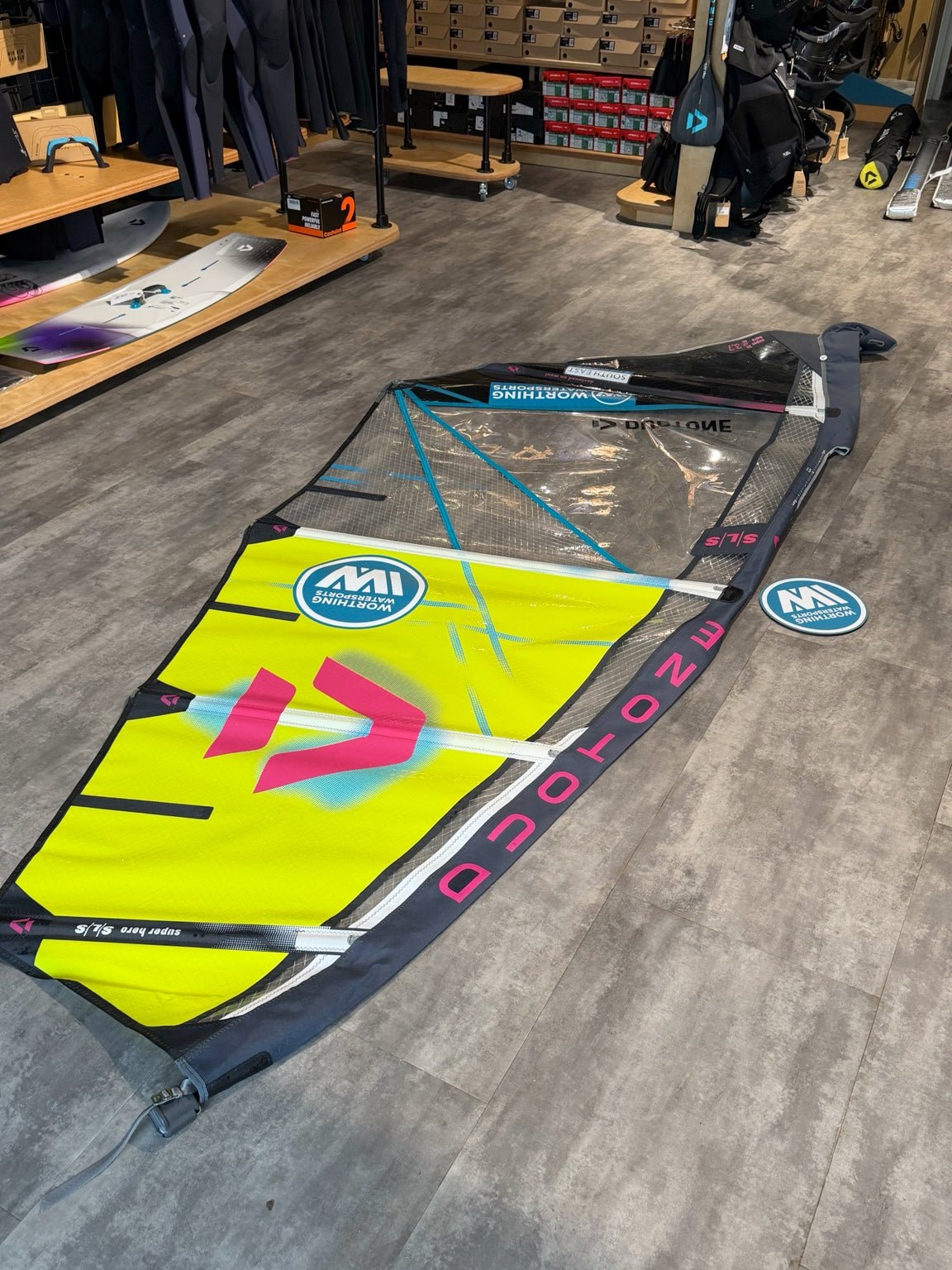 Used Duotone Super Hero SLS 2026 – 3.7m Windsurfing Wave Sail - Worthing Watersports - U-SUPER-HERO-SLS-3.7-534143 - Sails - Duotone Windsurfing