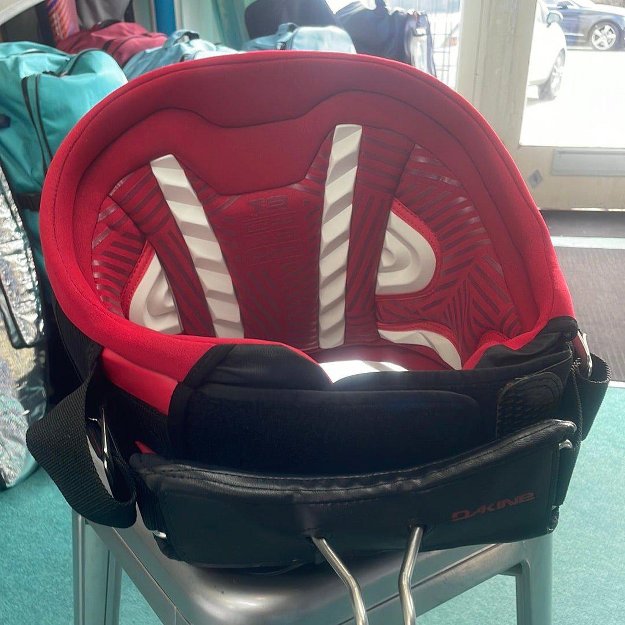 Dakine T-9 Classic Slider Windsurfing Harness