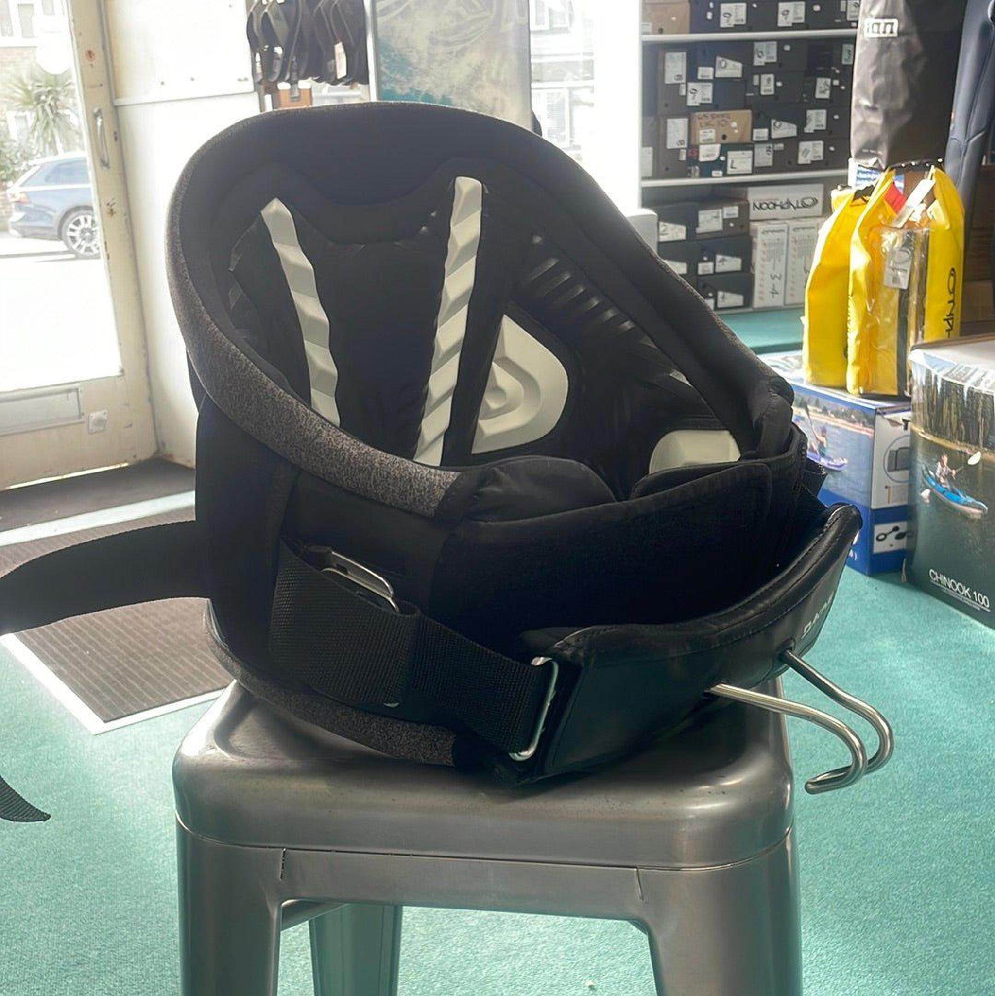 Dakine T-9 Classic Slider Windsurfing Harness