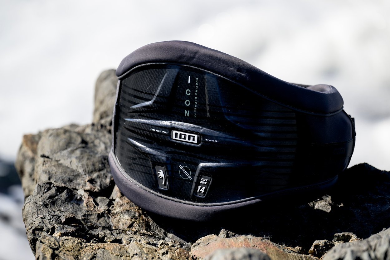 ION Icon Curv Windsurf Harness Men 2024