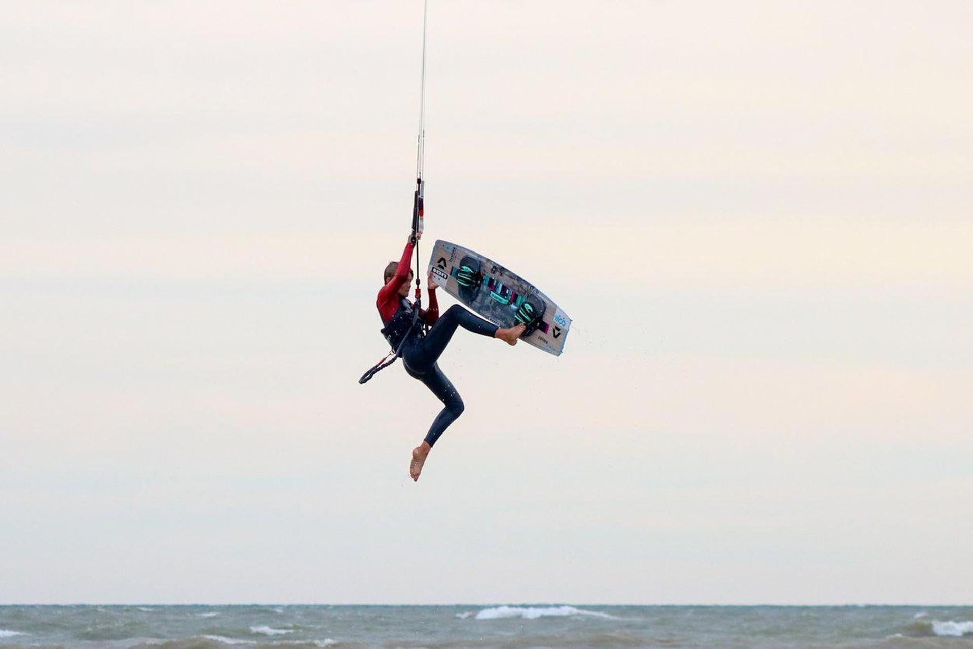 ION Kids Wetsuit Capture 5/4 Front Zip 2024