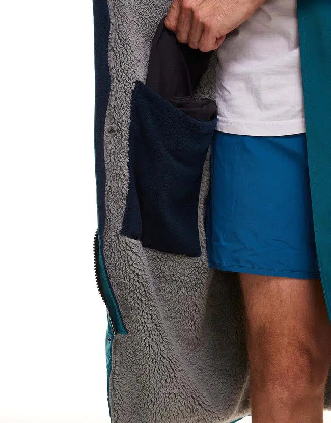 Red Paddle Co. Long Sleeve Pro Change Robe Evo